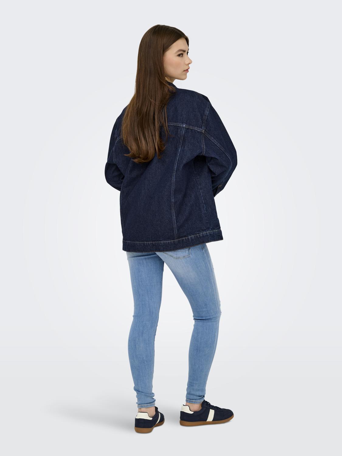 model_shot-back